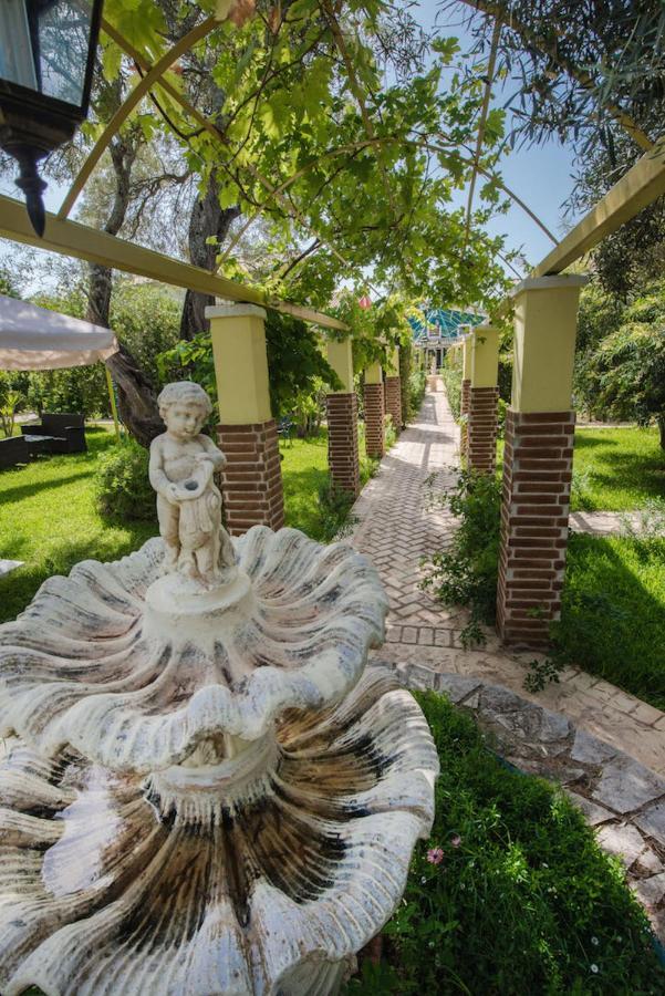 Villaggio Maistro Agios Ioannis  Eksteriør billede
