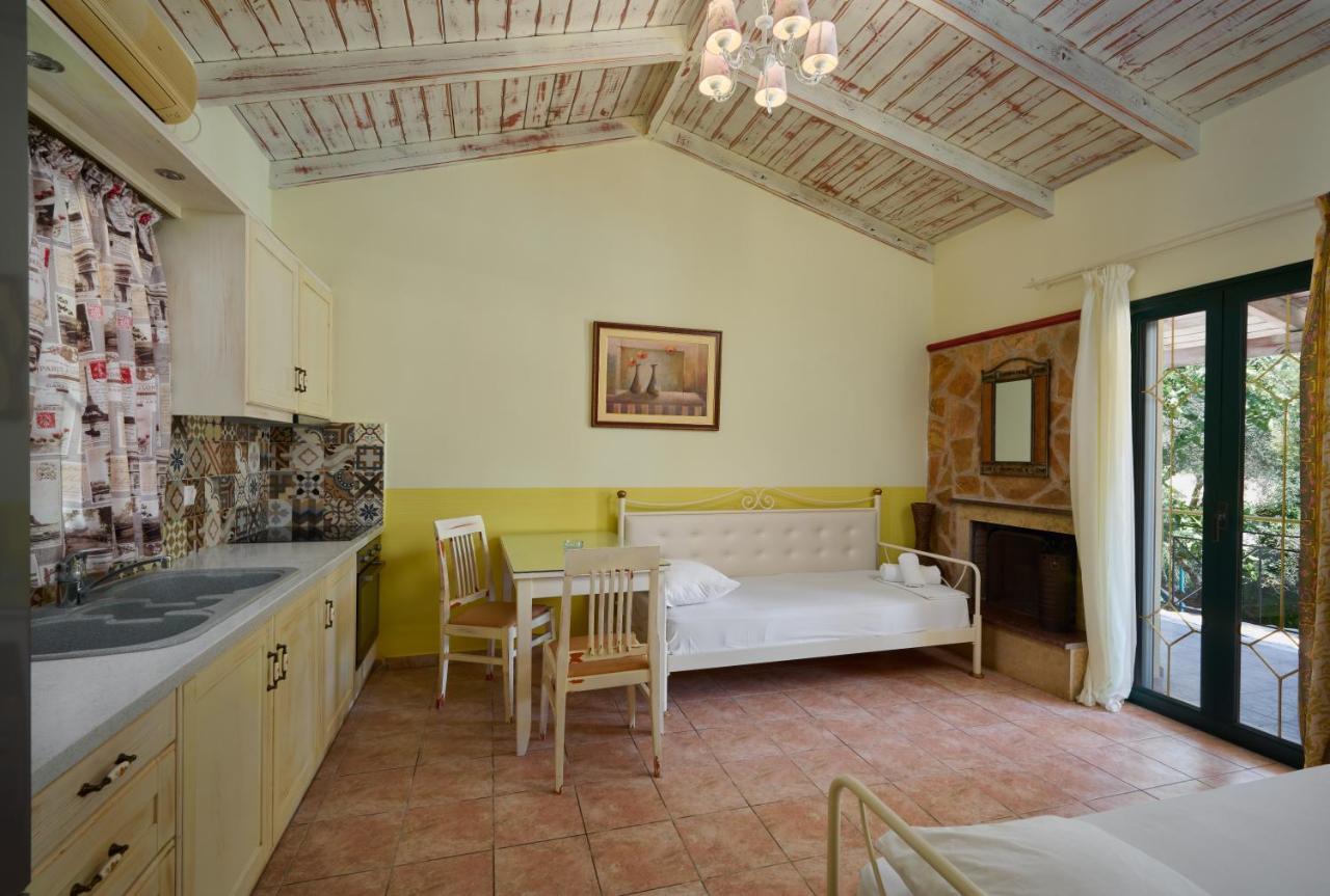 Villaggio Maistro Agios Ioannis  Eksteriør billede
