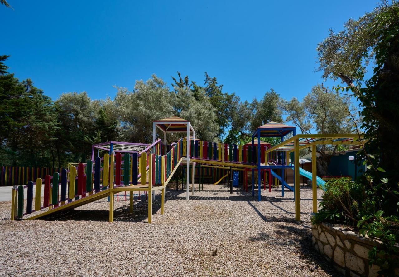 Villaggio Maistro Agios Ioannis  Eksteriør billede